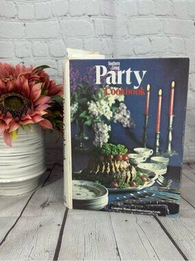 vtg 1972 SOUTHERN LIVING PARTY cookbook farmhouse country cottage retro kitschy